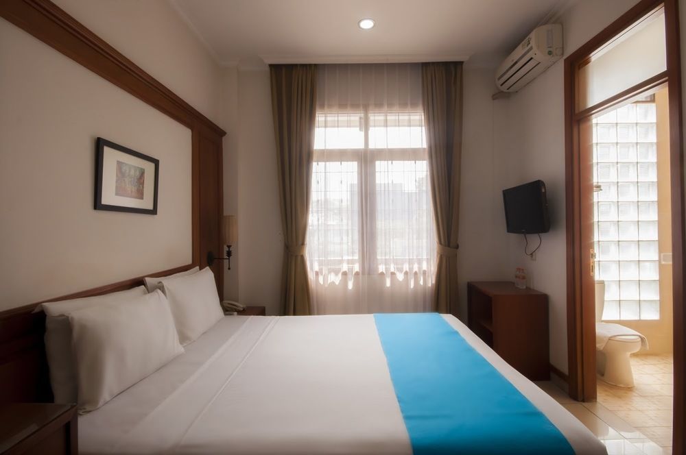 Caryota 3* Bandung